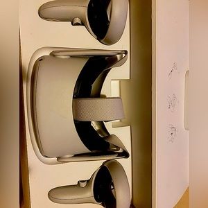 Selling oculus quest 2, storage 128, reason why selling barely use it
